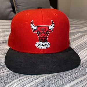 Chicago Bulls “Windy City” Snapback